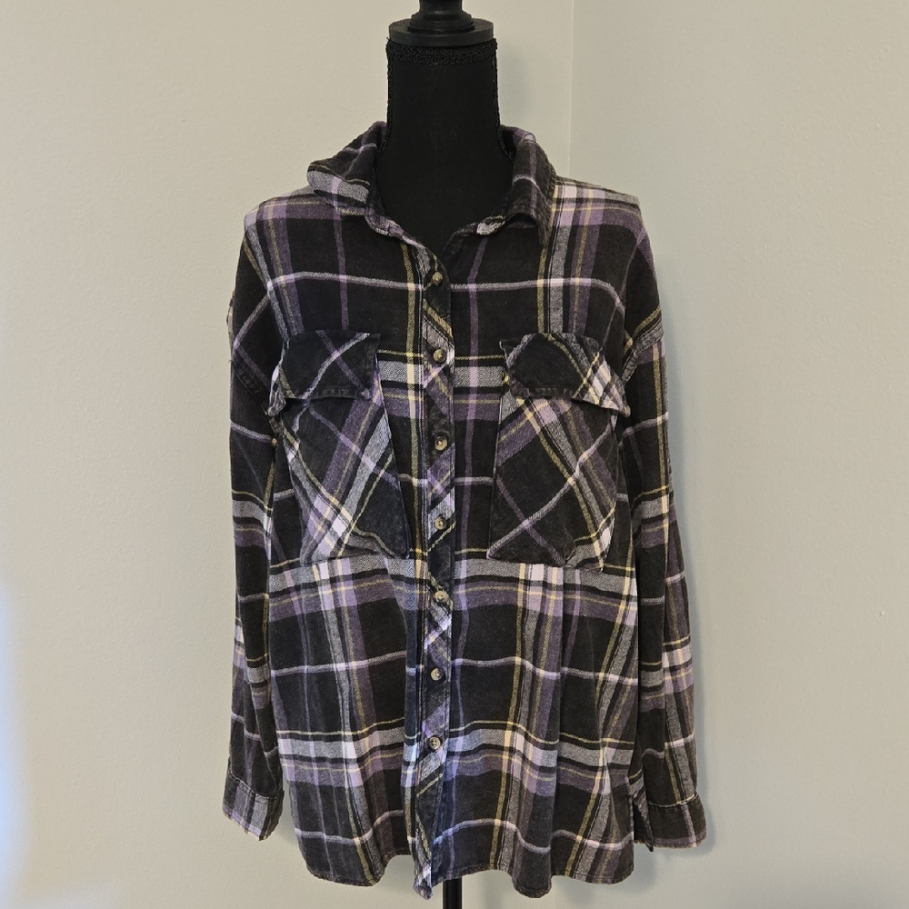 Plaid Button-Up Flannel Shirt